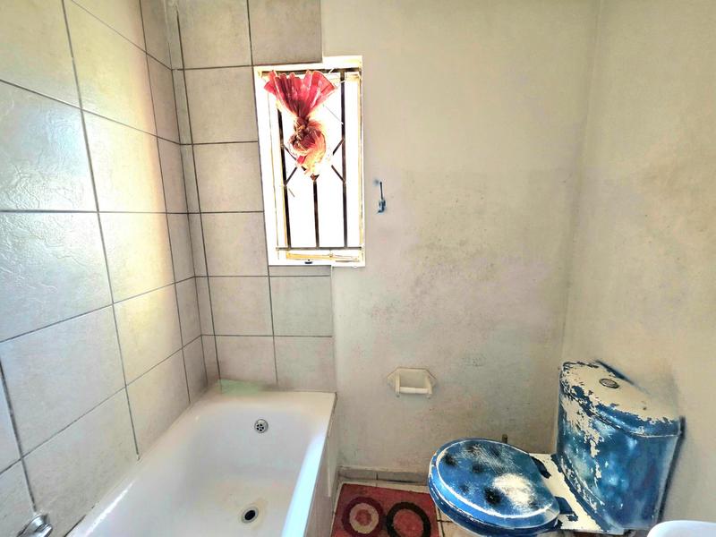 2 Bedroom Property for Sale in Dawn Park Gauteng