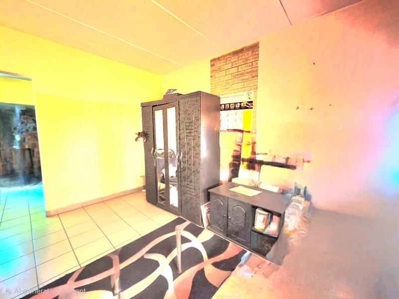 2 Bedroom Property for Sale in Dawn Park Gauteng