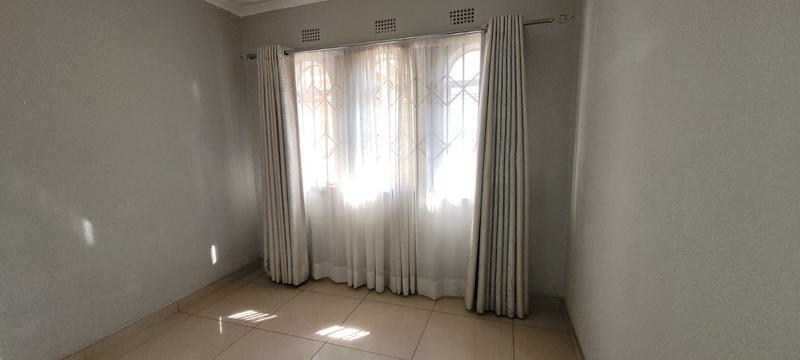 3 Bedroom Property for Sale in Brackendowns Gauteng