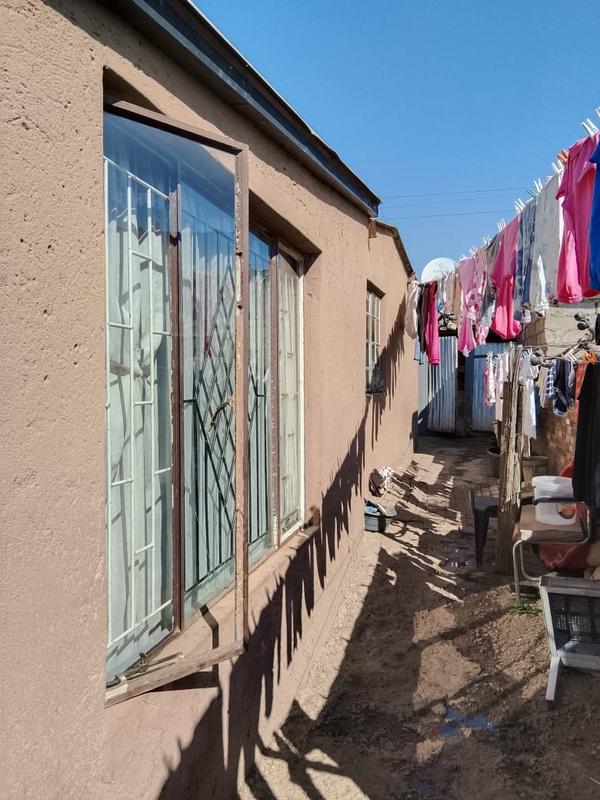 9 Bedroom Property for Sale in Olievenhoutbosch Gauteng