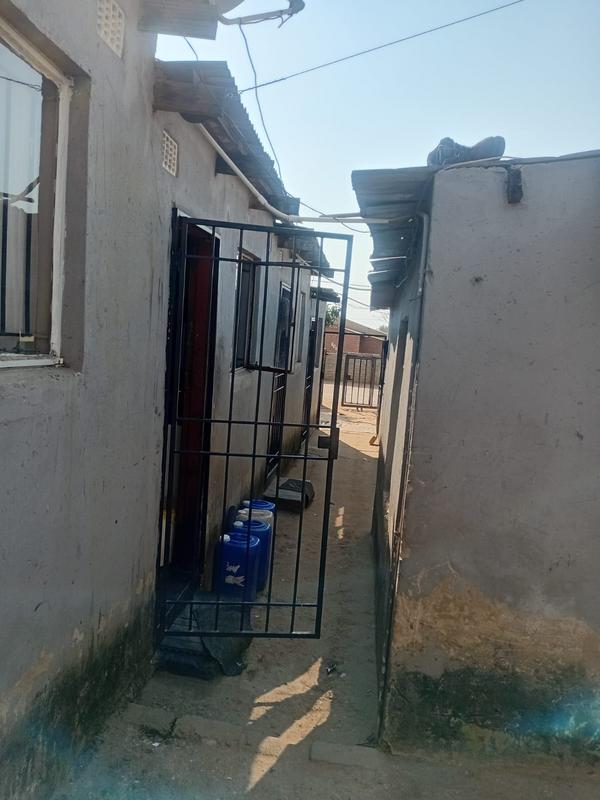 9 Bedroom Property for Sale in Cosmo City Gauteng