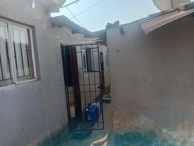9 Bedroom Property for Sale in Cosmo City Gauteng