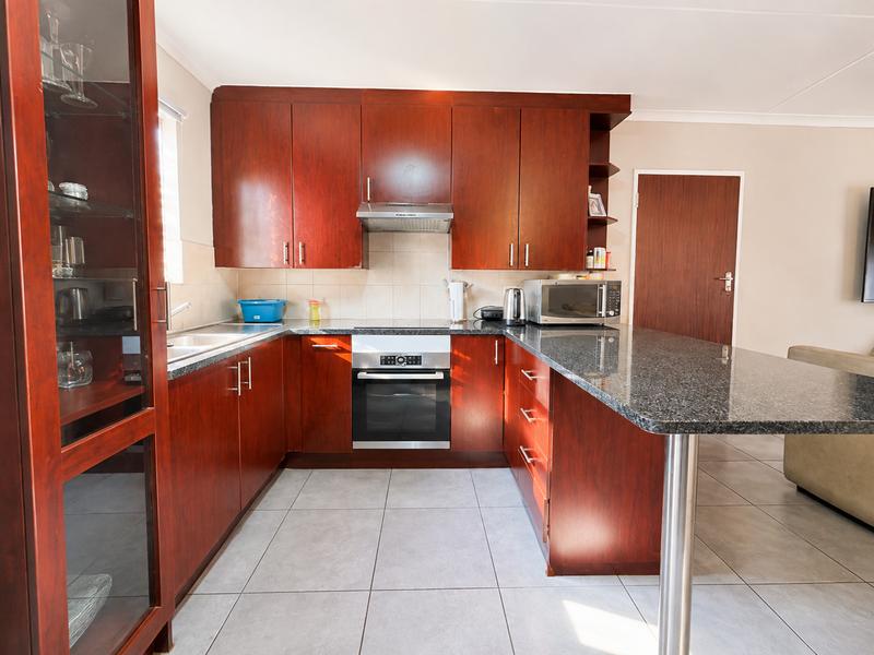 3 Bedroom Property for Sale in Kosmosdal Gauteng