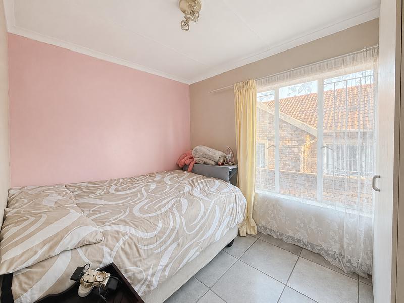 3 Bedroom Property for Sale in Kosmosdal Gauteng