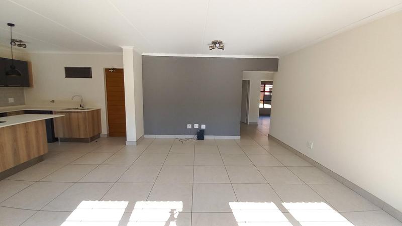 3 Bedroom Property for Sale in Glen Marais Gauteng