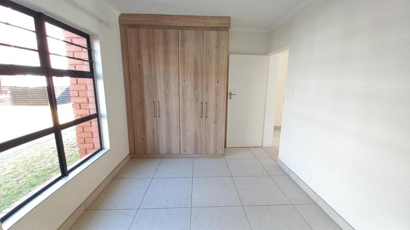 3 Bedroom Property for Sale in Glen Marais Gauteng