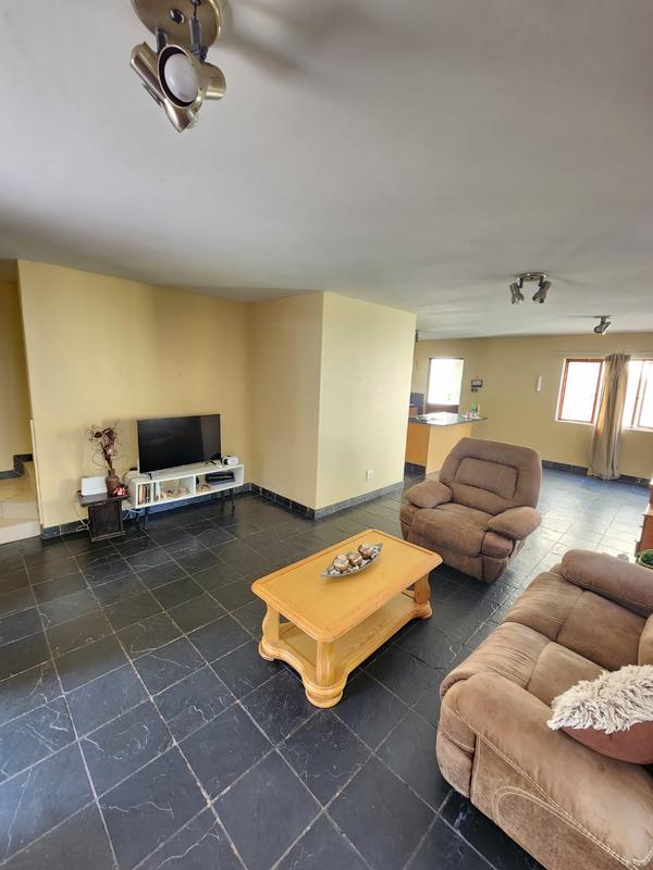 3 Bedroom Property for Sale in Carlswald Gauteng
