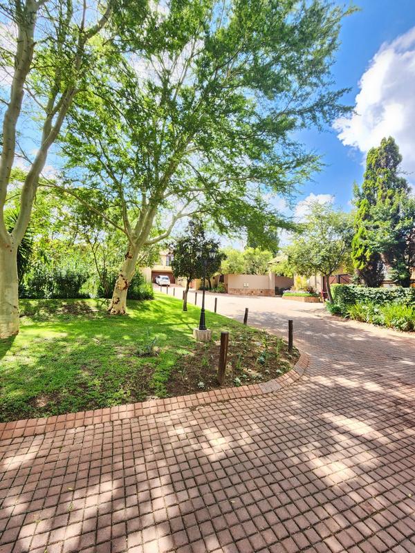 3 Bedroom Property for Sale in Carlswald Gauteng
