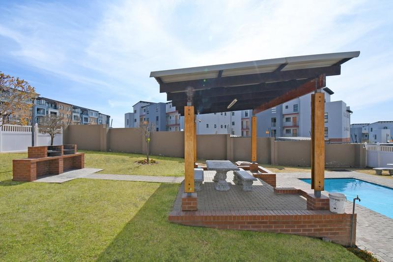 To Let 3 Bedroom Property for Rent in Sunninghill Gauteng