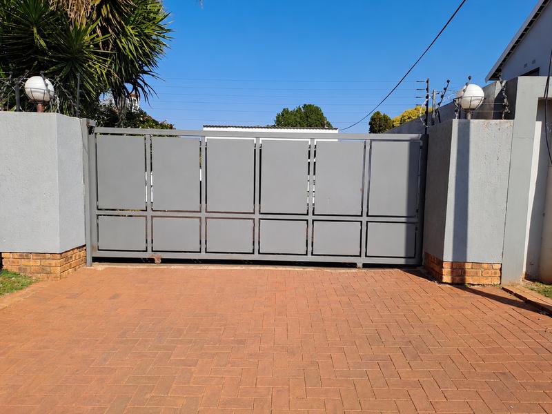 4 Bedroom Property for Sale in Witfield Gauteng
