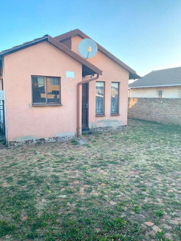 2 Bedroom Property for Sale in Lakeside Gauteng