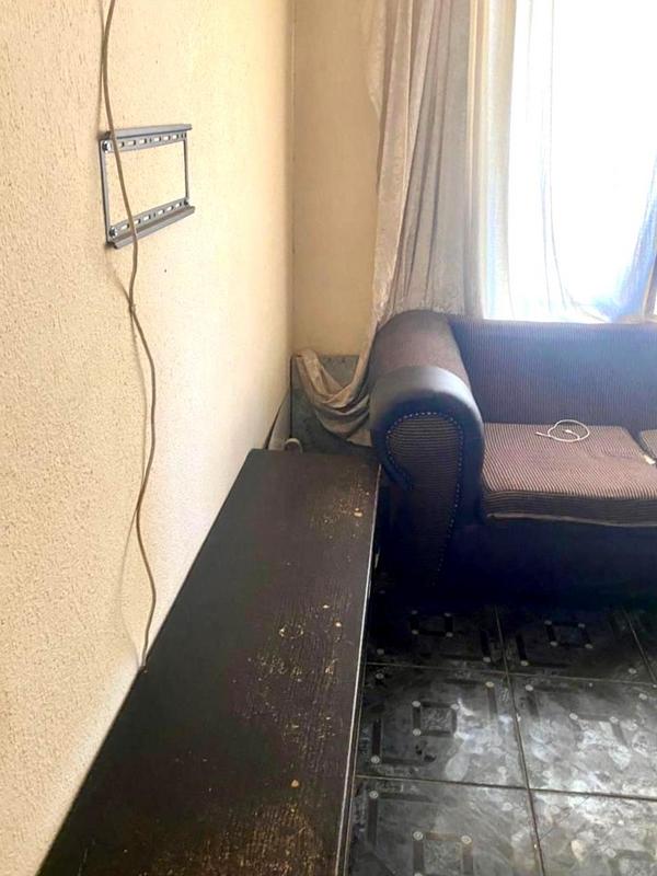 2 Bedroom Property for Sale in Lakeside Gauteng