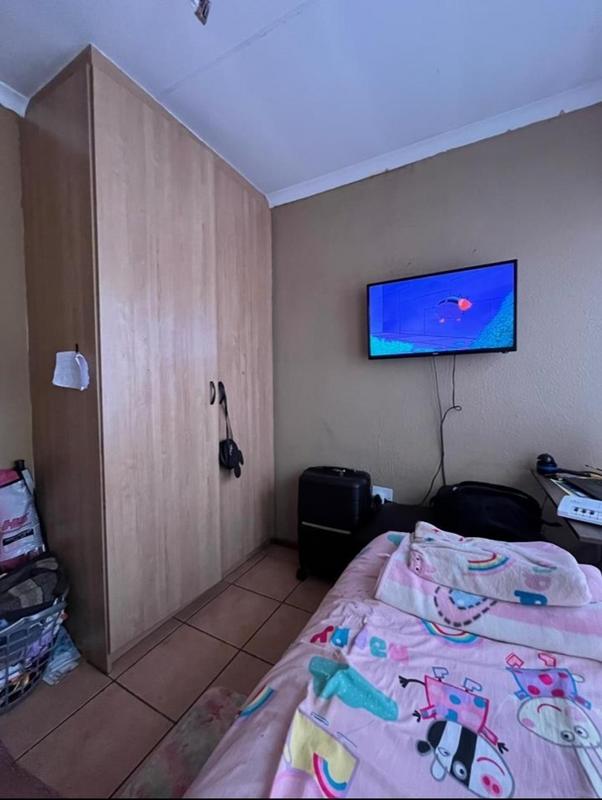 4 Bedroom Property for Sale in Dawn Park Gauteng