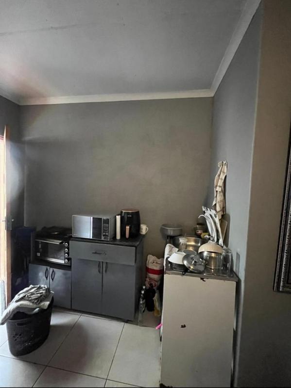 4 Bedroom Property for Sale in Dawn Park Gauteng