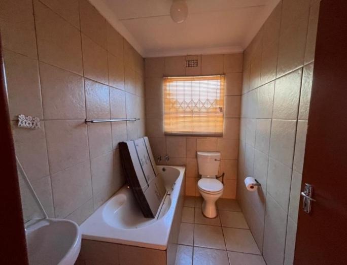 3 Bedroom Property for Sale in Dawn Park Gauteng