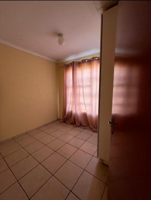 3 Bedroom Property for Sale in Dawn Park Gauteng