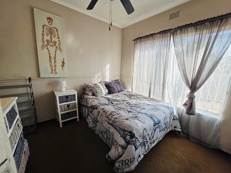 3 Bedroom Property for Sale in Rhodesfield Gauteng