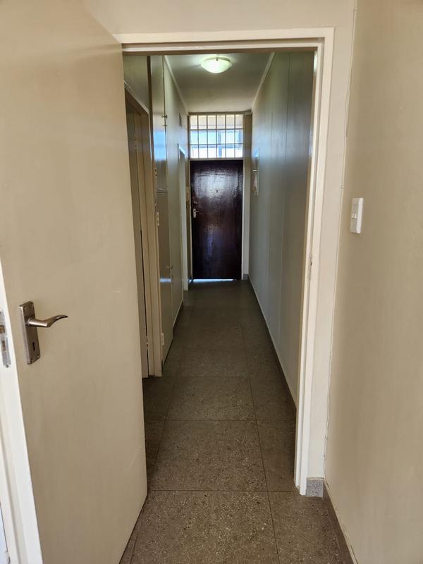 1 Bedroom Property for Sale in Dowerglen Gauteng