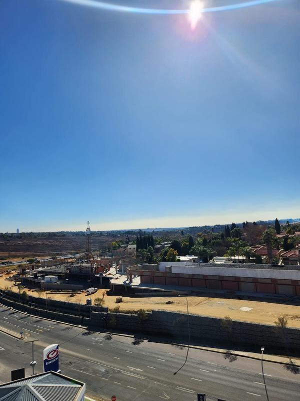 1 Bedroom Property for Sale in Dowerglen Gauteng