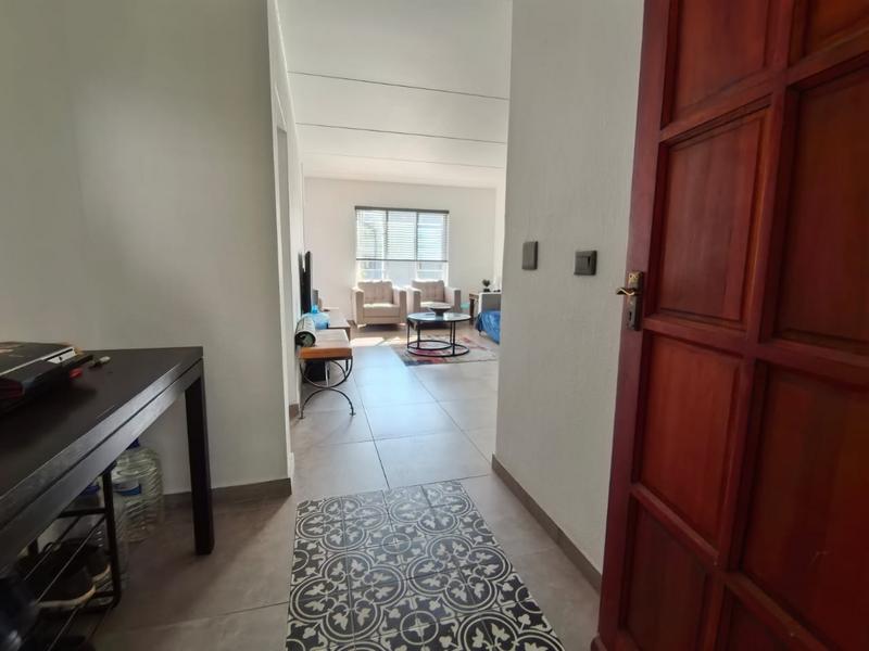1 Bedroom Property for Sale in Bedfordview Gauteng