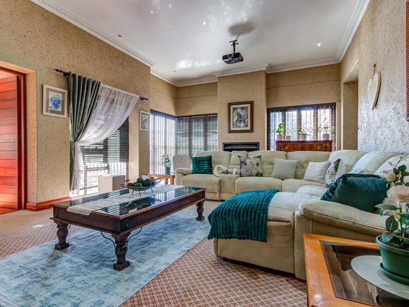 4 Bedroom Property for Sale in Murrayfield Gauteng