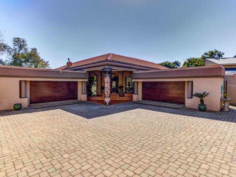 4 Bedroom Property for Sale in Murrayfield Gauteng