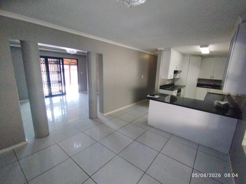 To Let 3 Bedroom Property for Rent in Highveld Gauteng