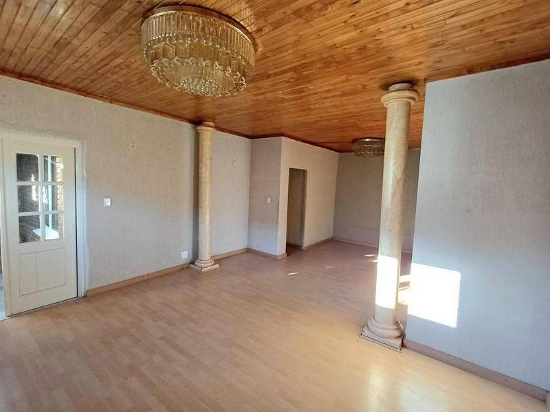 4 Bedroom Property for Sale in Laudium Gauteng