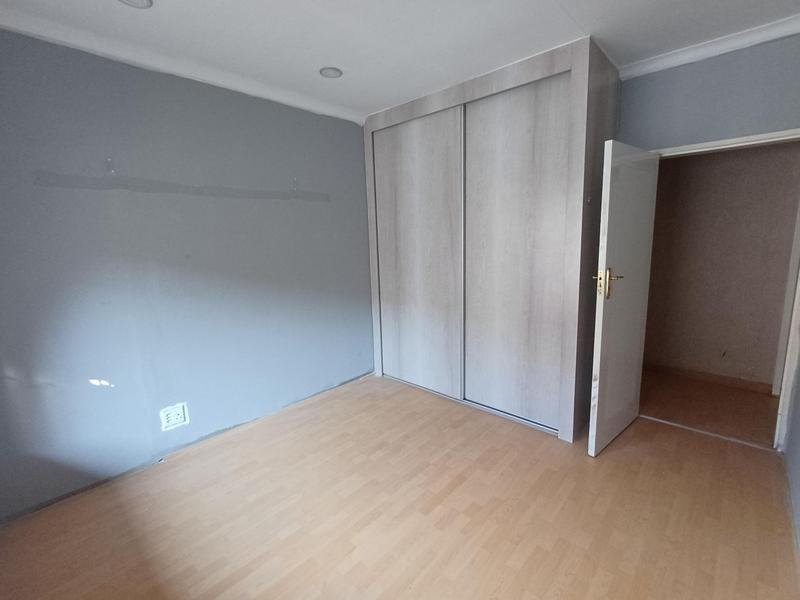 4 Bedroom Property for Sale in Laudium Gauteng