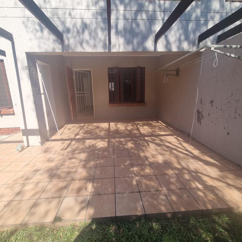2 Bedroom Property for Sale in Sunninghill Gauteng