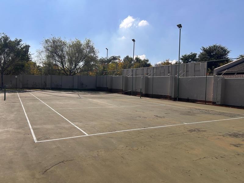 2 Bedroom Property for Sale in Sunninghill Gauteng