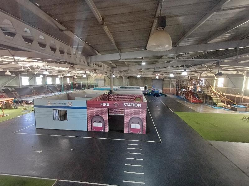 To Let Commercial Property for Rent in Rooihuiskraal Gauteng