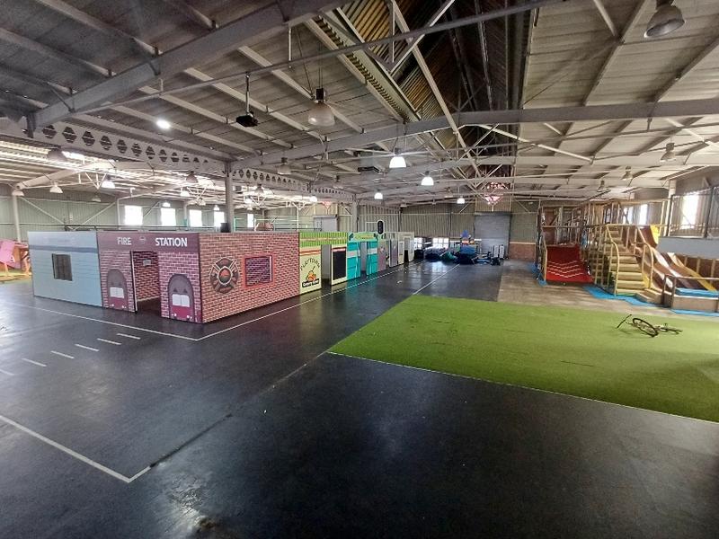 To Let Commercial Property for Rent in Rooihuiskraal Gauteng