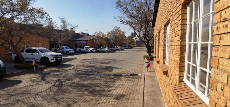 To Let Commercial Property for Rent in Silvertondale Gauteng