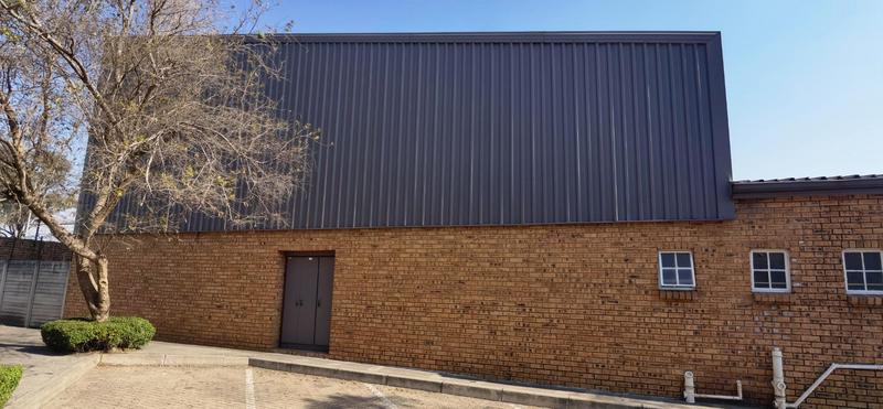 To Let Commercial Property for Rent in Silvertondale Gauteng