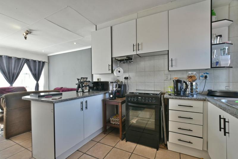 2 Bedroom Property for Sale in New Redruth Gauteng