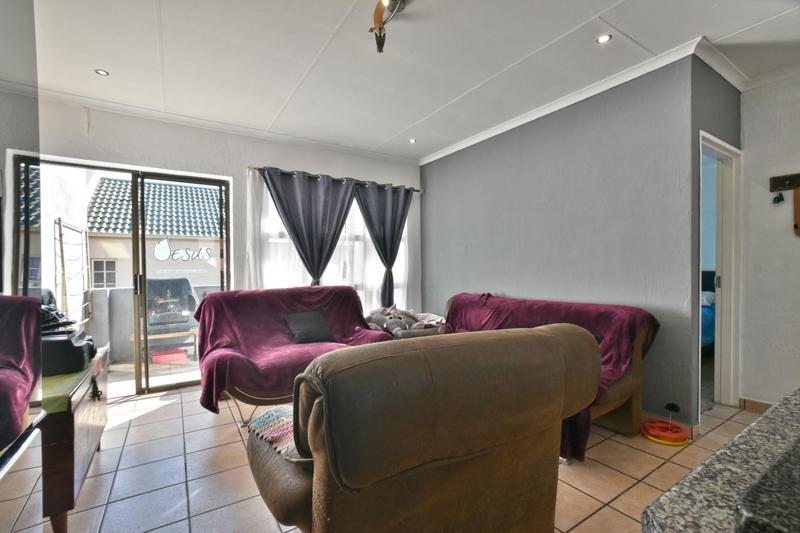 2 Bedroom Property for Sale in New Redruth Gauteng