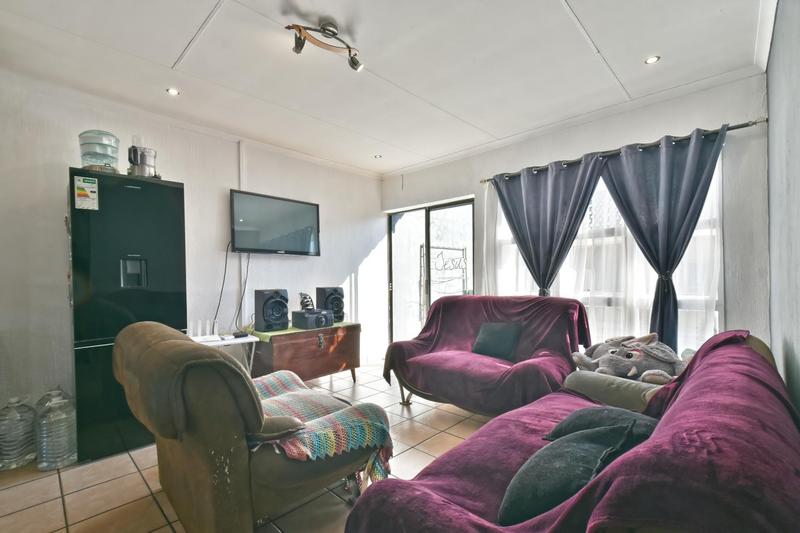 2 Bedroom Property for Sale in New Redruth Gauteng