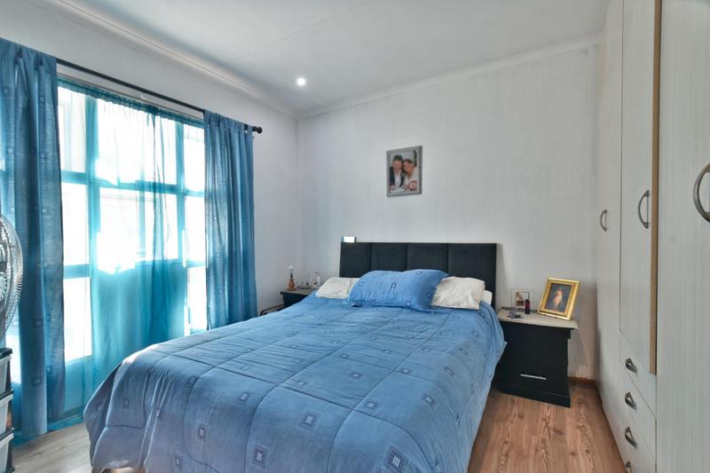 2 Bedroom Property for Sale in New Redruth Gauteng