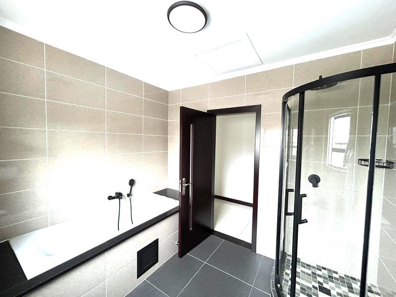 3 Bedroom Property for Sale in Carlswald Gauteng