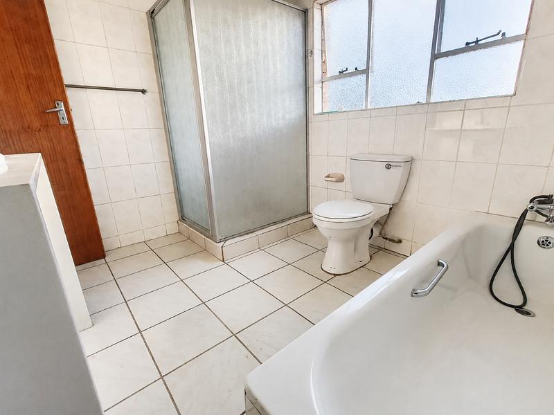 1 Bedroom Property for Sale in Petersfield Gauteng