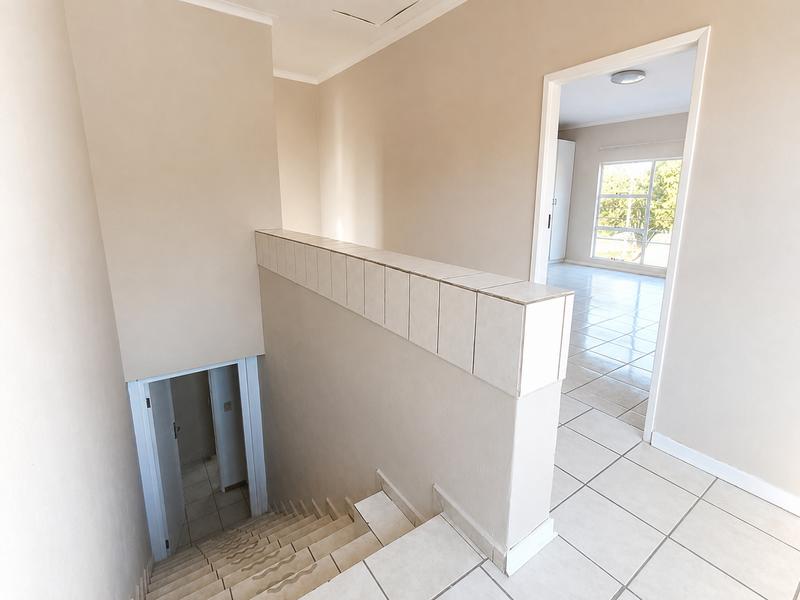 1 Bedroom Property for Sale in Petersfield Gauteng