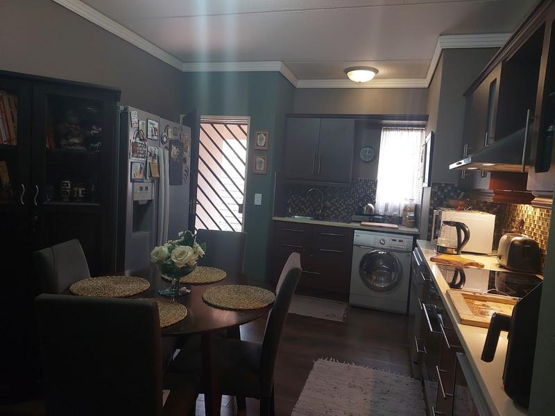 2 Bedroom Property for Sale in Benoni North Gauteng