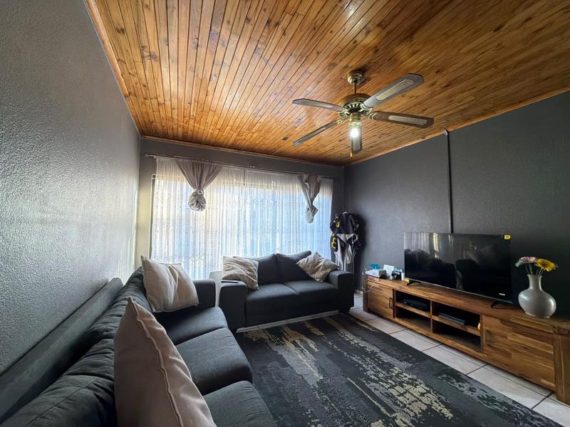 To Let 3 Bedroom Property for Rent in Sunward Park Gauteng