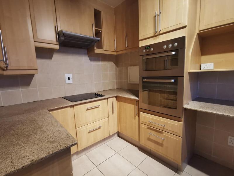 To Let 2 Bedroom Property for Rent in Benmore Gauteng