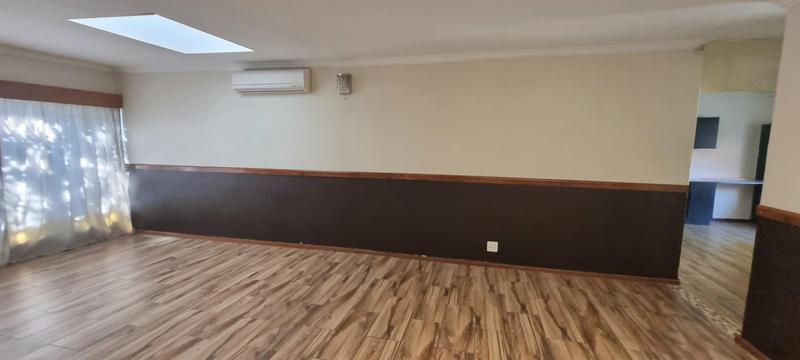 4 Bedroom Property for Sale in Wierda Park Gauteng
