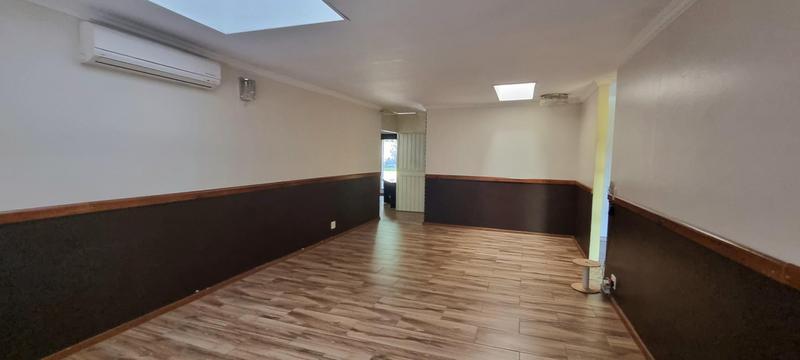 4 Bedroom Property for Sale in Wierda Park Gauteng