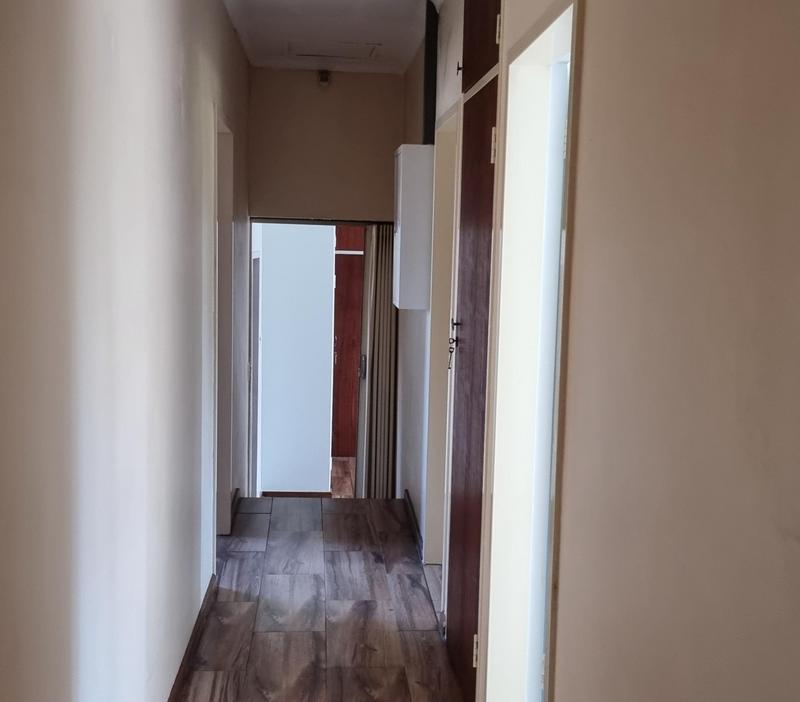 4 Bedroom Property for Sale in Wierda Park Gauteng