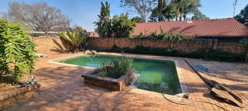 4 Bedroom Property for Sale in Wierda Park Gauteng