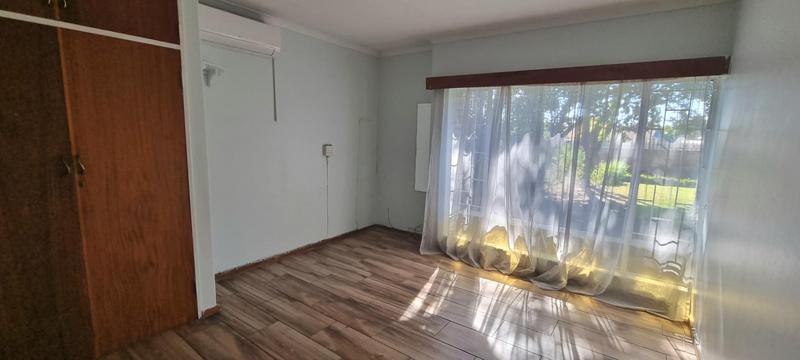 4 Bedroom Property for Sale in Wierda Park Gauteng